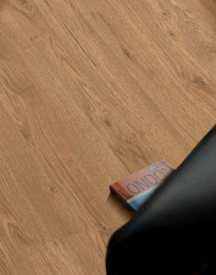 Ламинат EGGER Pro Classic 33кл 12мм 4-v EPL144 Дуб Ольхон медовый- фото4